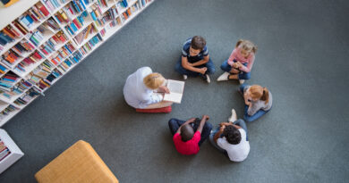 Alfabetização como Produção e Negociação de Sentido Alfabetização como Produção e Negociação de Sentido